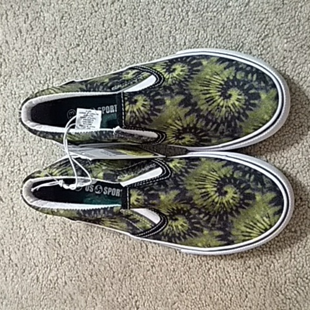 NWOT Boys Us Sport Camocollage Slip On Shoes  Multiple Sizes Available